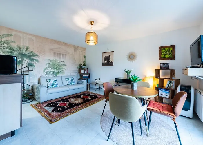 La Providence Apartment *